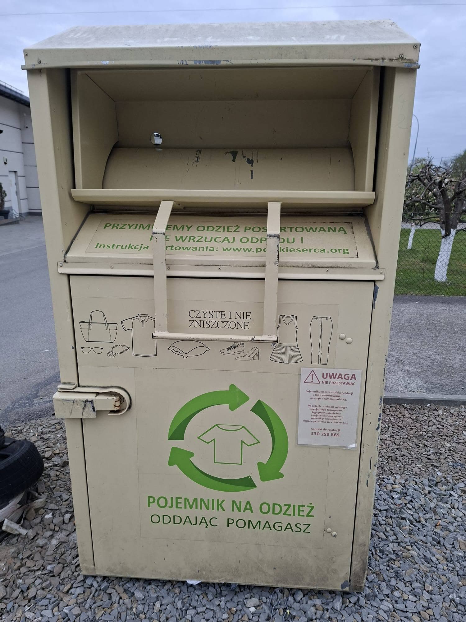 Logo Pojemnik na Odzież